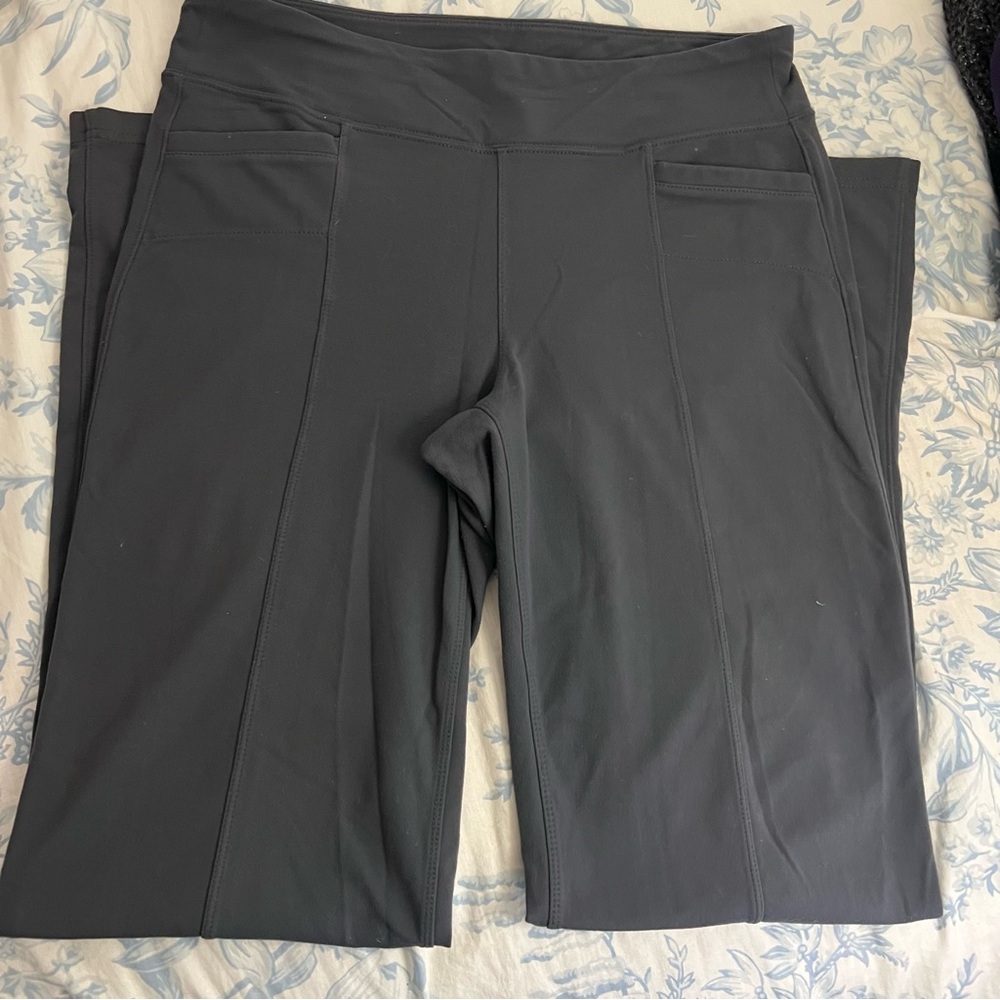 Athleta Metro Classic Yoga Pant - Picture 3 of 10